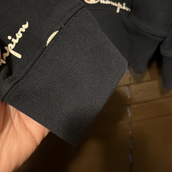 Champion Reverse Weave Crew Sweatshirt - Picture 2 of 6